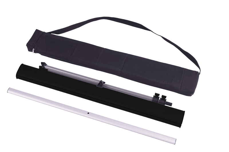 Transporttasche für Roll-Up-Displays, schwarz, mit verstellbarem Tragegurt und Aluminiumstange.