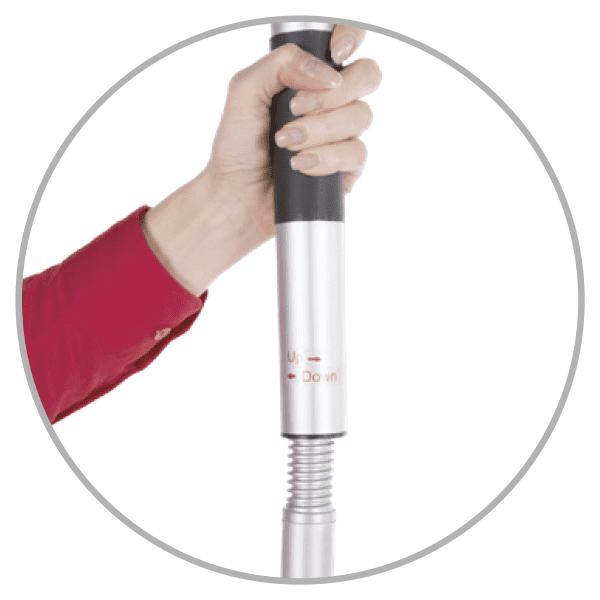 Messestand Easy360 Oval Large in blauer Farbe mit dem Logo von ENTDECKER und der Aufschrift 'EASY360® OVAL'.