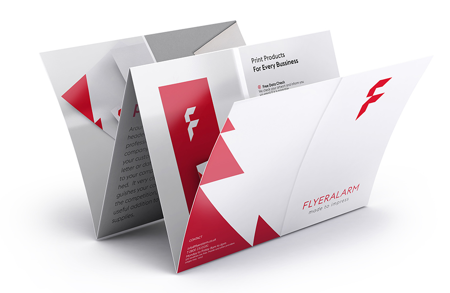 Faltblätter, horizontaler Zickzack-Kreuzbruchfalz